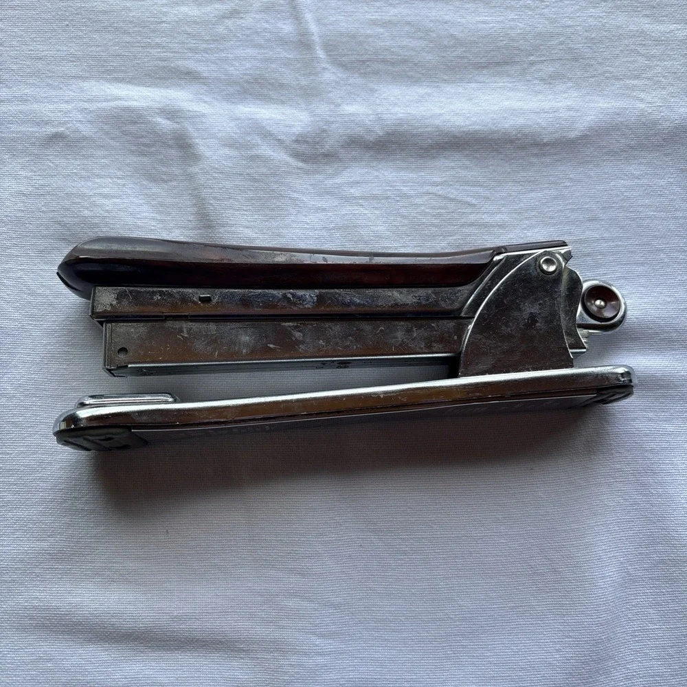 Ace Liner 502 Vintage Stapler Brown Swirl Marble Bakelite & Chrome Made In USA